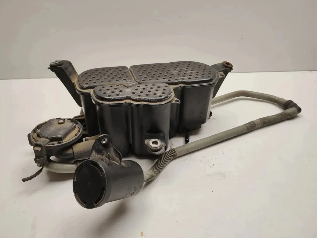 Vakuum pump Porsche Macan 8K02018010 image 5