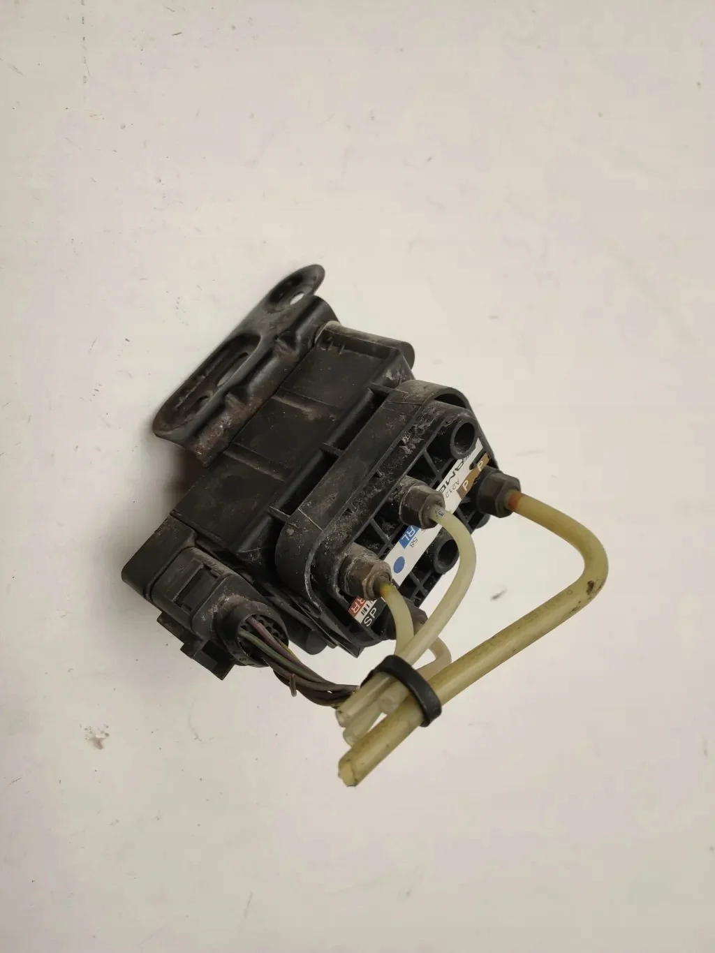 Air Suspension Module Mercedes E W212 A2123200558