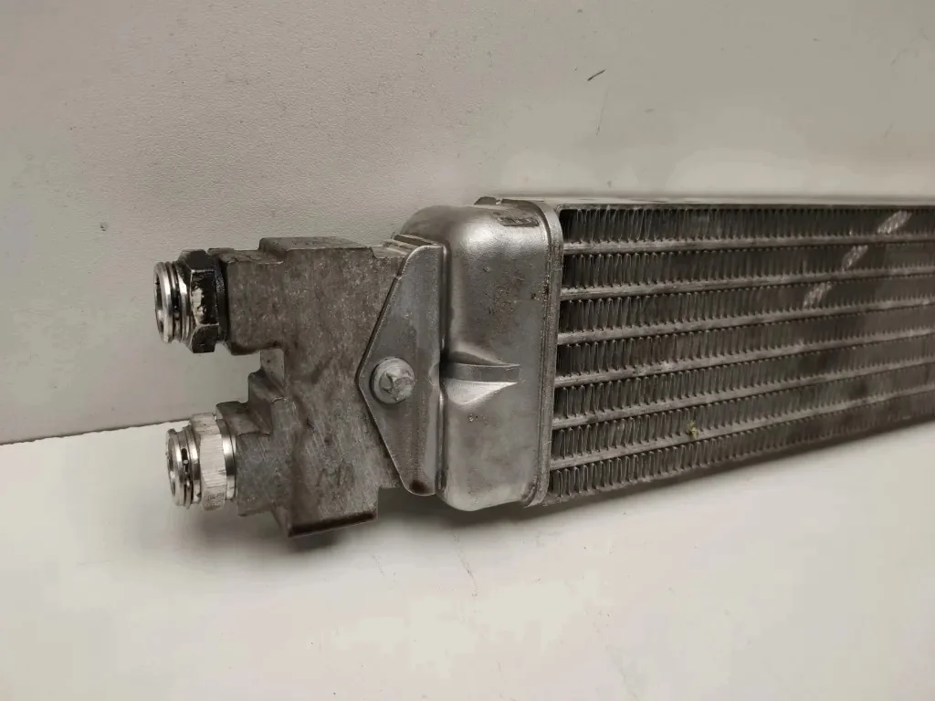 Kühler Getriebe MERCEDES-BENZ C (W204) A2125000400 image 6
