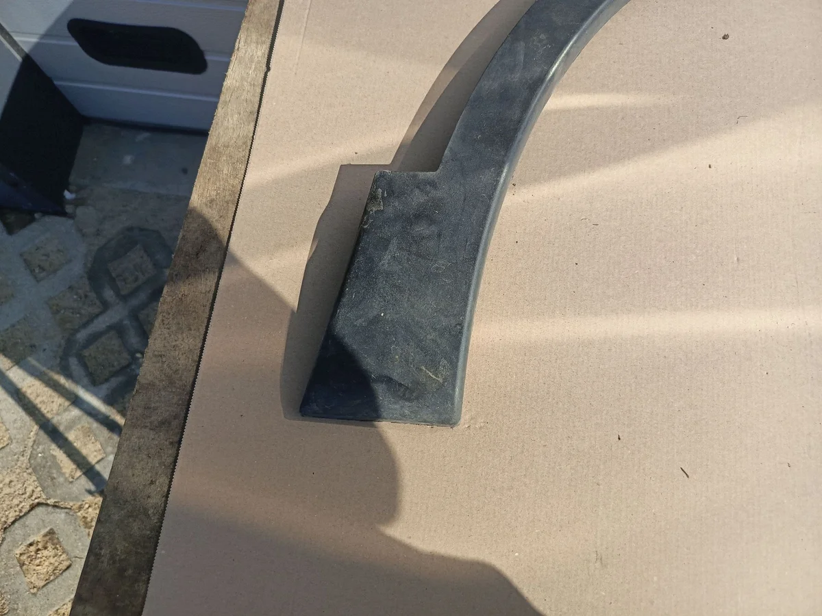 Nissan Qashqai J10 Kotflügelverbreiterung Rechts Vorne image 3