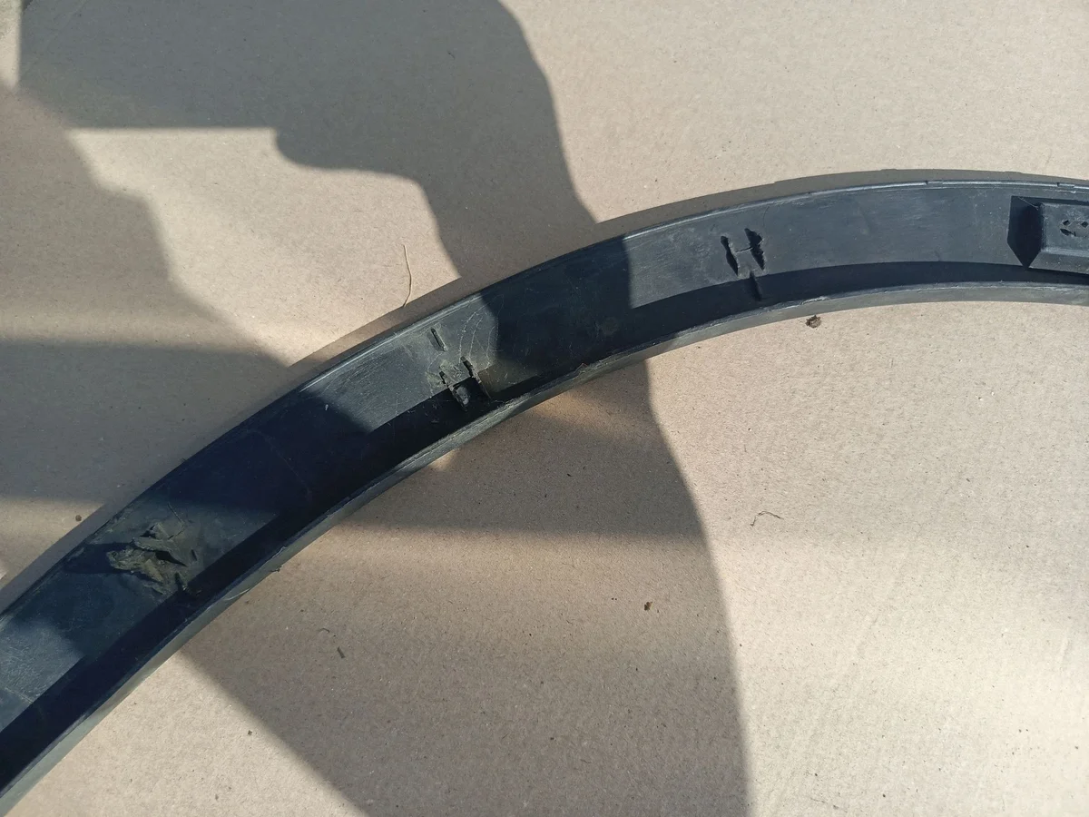 Nissan Qashqai J10 Kotflügelverbreiterung Rechts Vorne image 7
