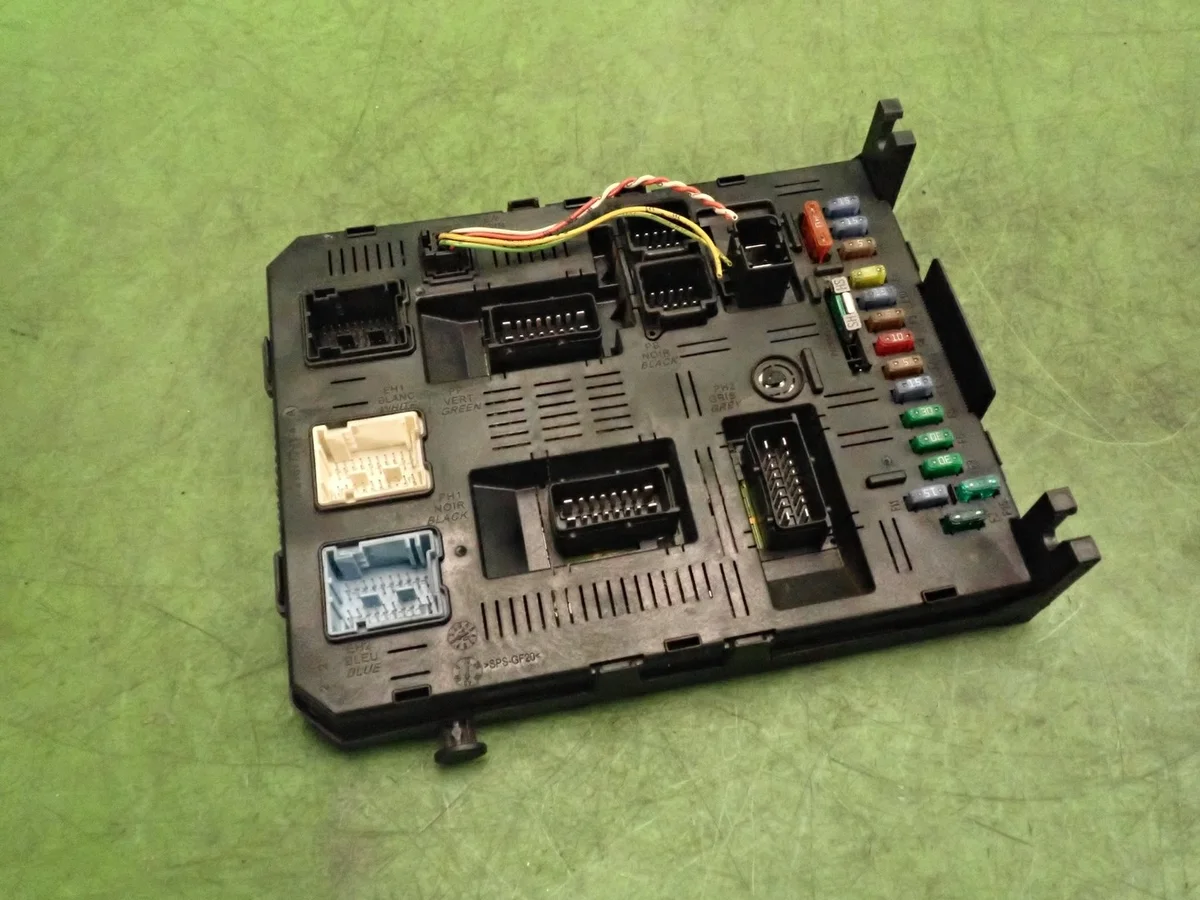 Module BSI Citroën C5 II 9658158480 H02-01