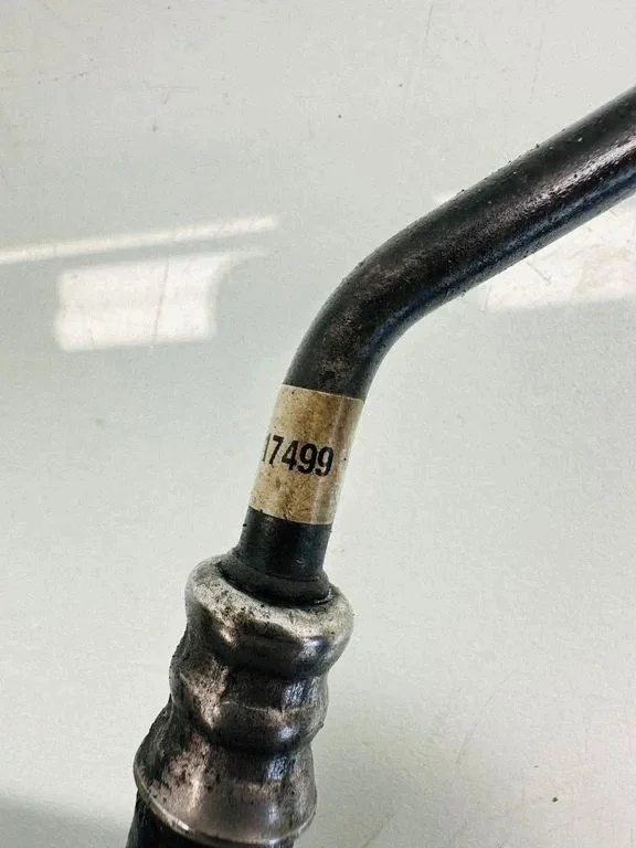 BMW X5 (F15, F85) 3.0L Diesel Turboschlauch image 4