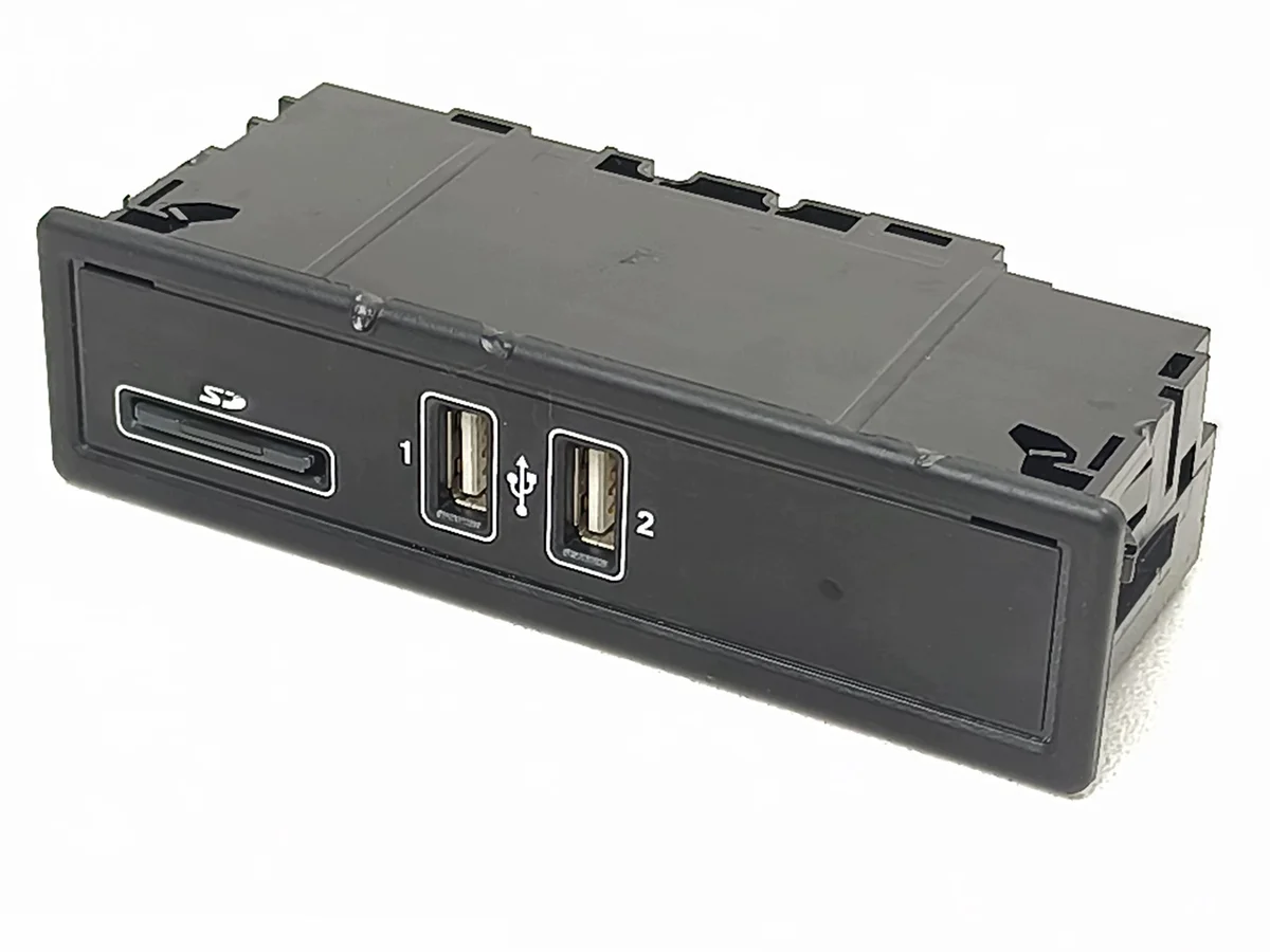 USB SD Port Mercedes C W205 GLC 253 A2058200226 thumbnail 1