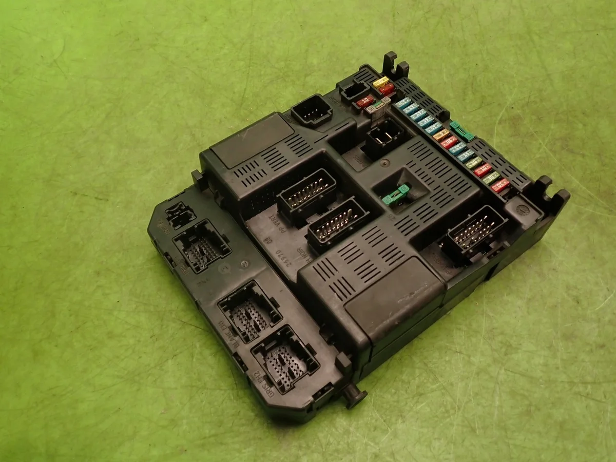 BSI Module Peugeot 307 1.6 B 02r