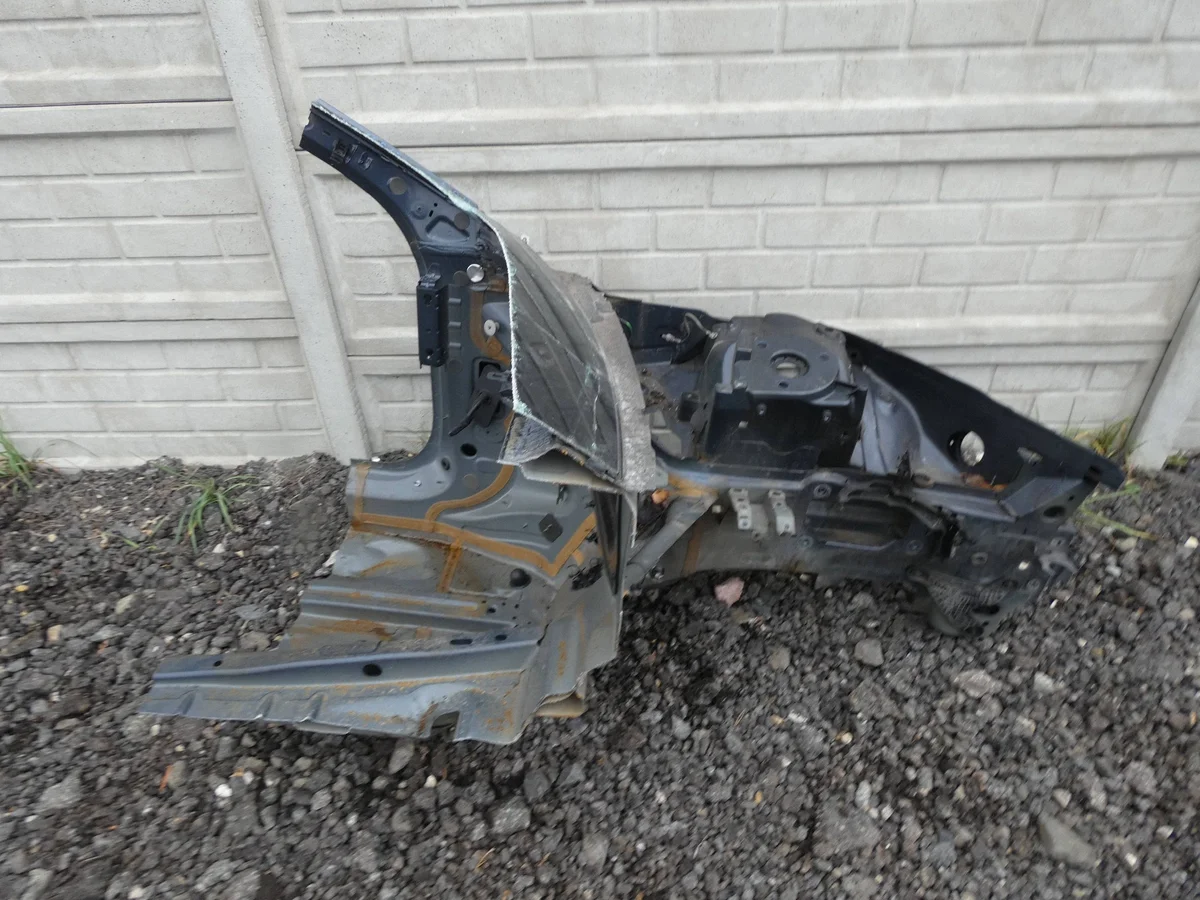 Volvo V60 II S60 III Längsträger vorne links image 3