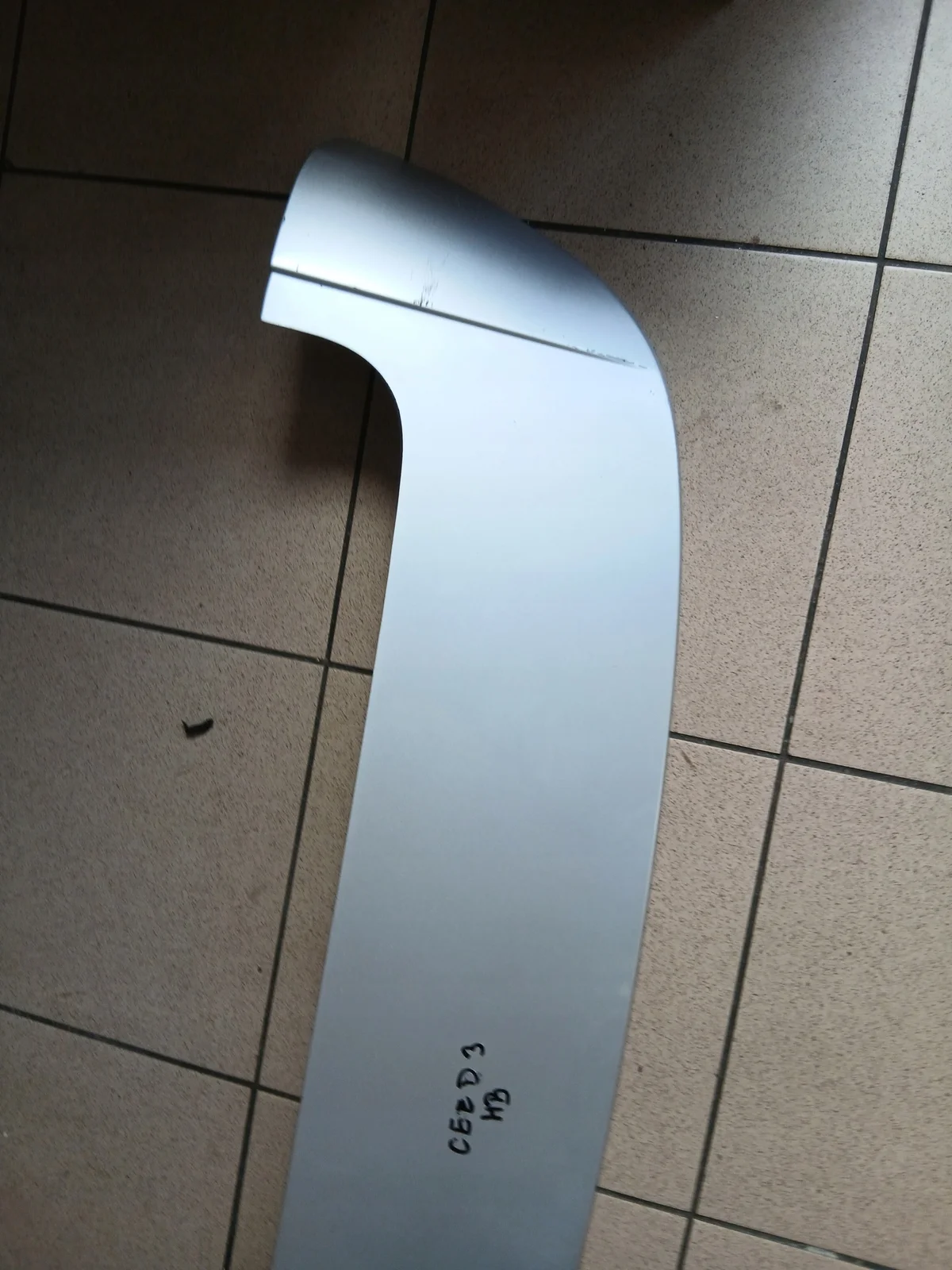 KIA CEED III Spoiler Kofferbak 87210-J7000 image 3