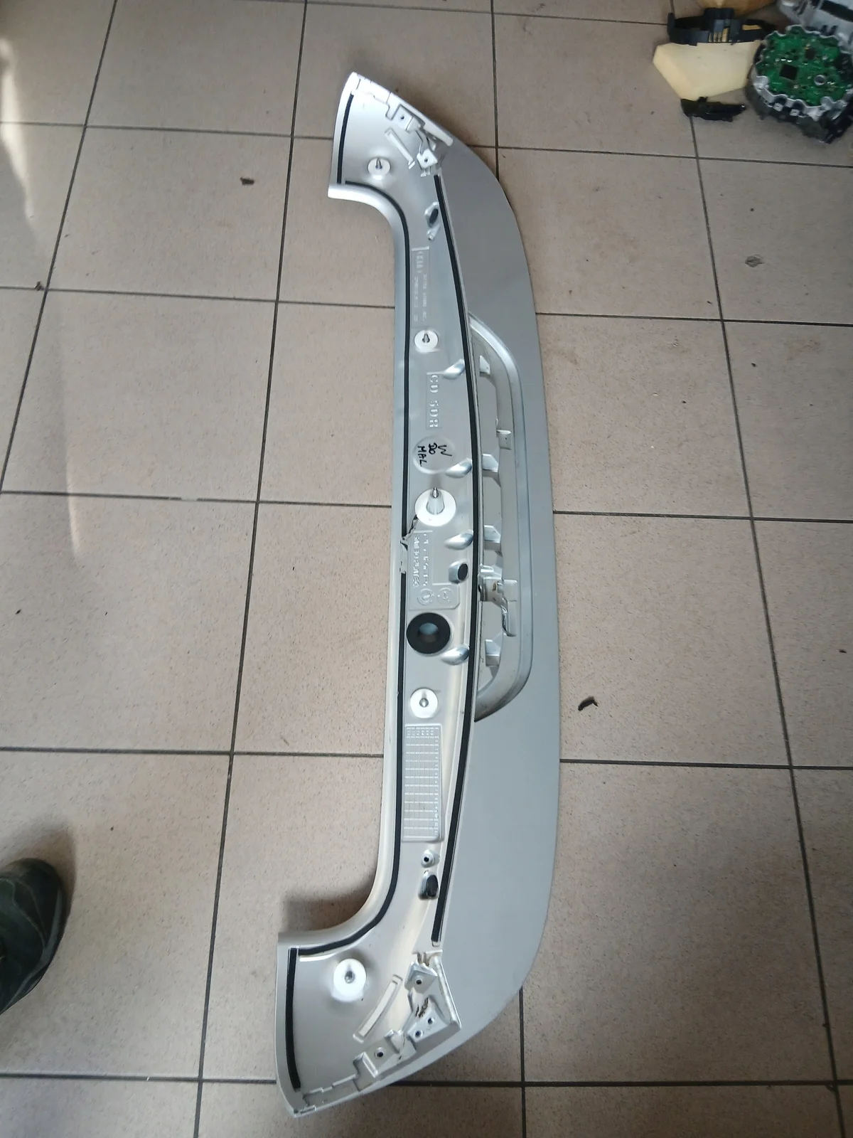 KIA CEED III Spoiler Kofferbak 87210-J7000 image 4