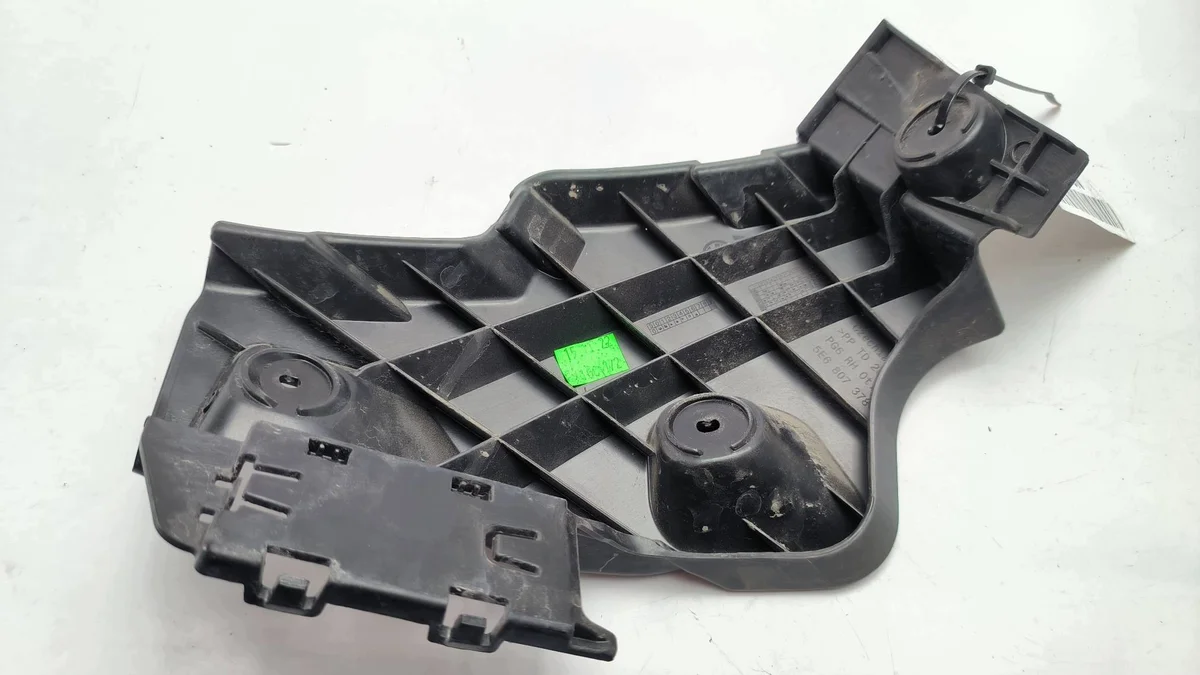 Stoßstangenhalterung Skoda Octavia IV hinten image 3