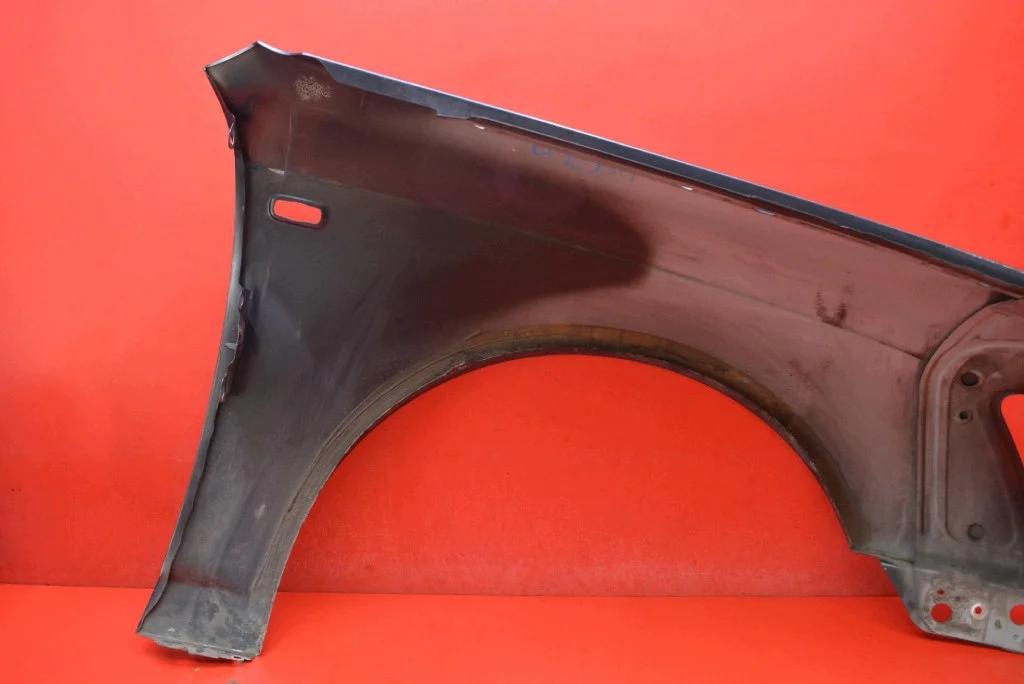 Voorste linker spatbord Audi A6 C6 image 7