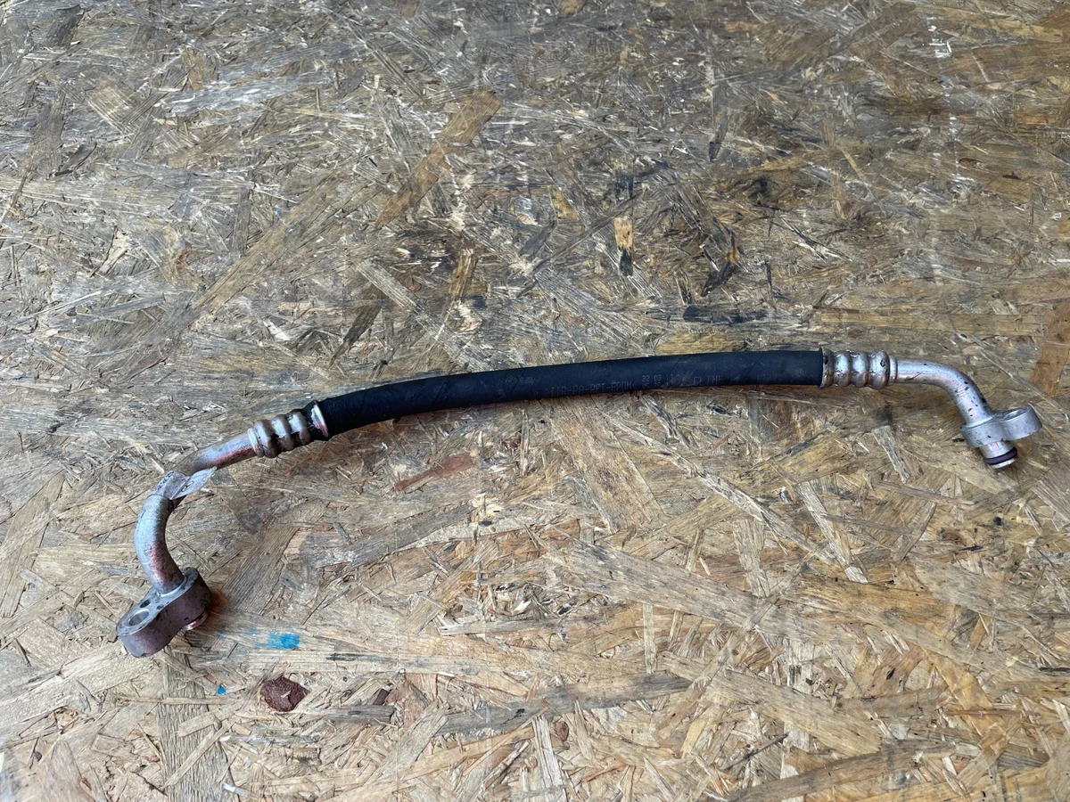 Mercedes ML W166 Klimaanlage Schlauch A1668300215 thumbnail 1