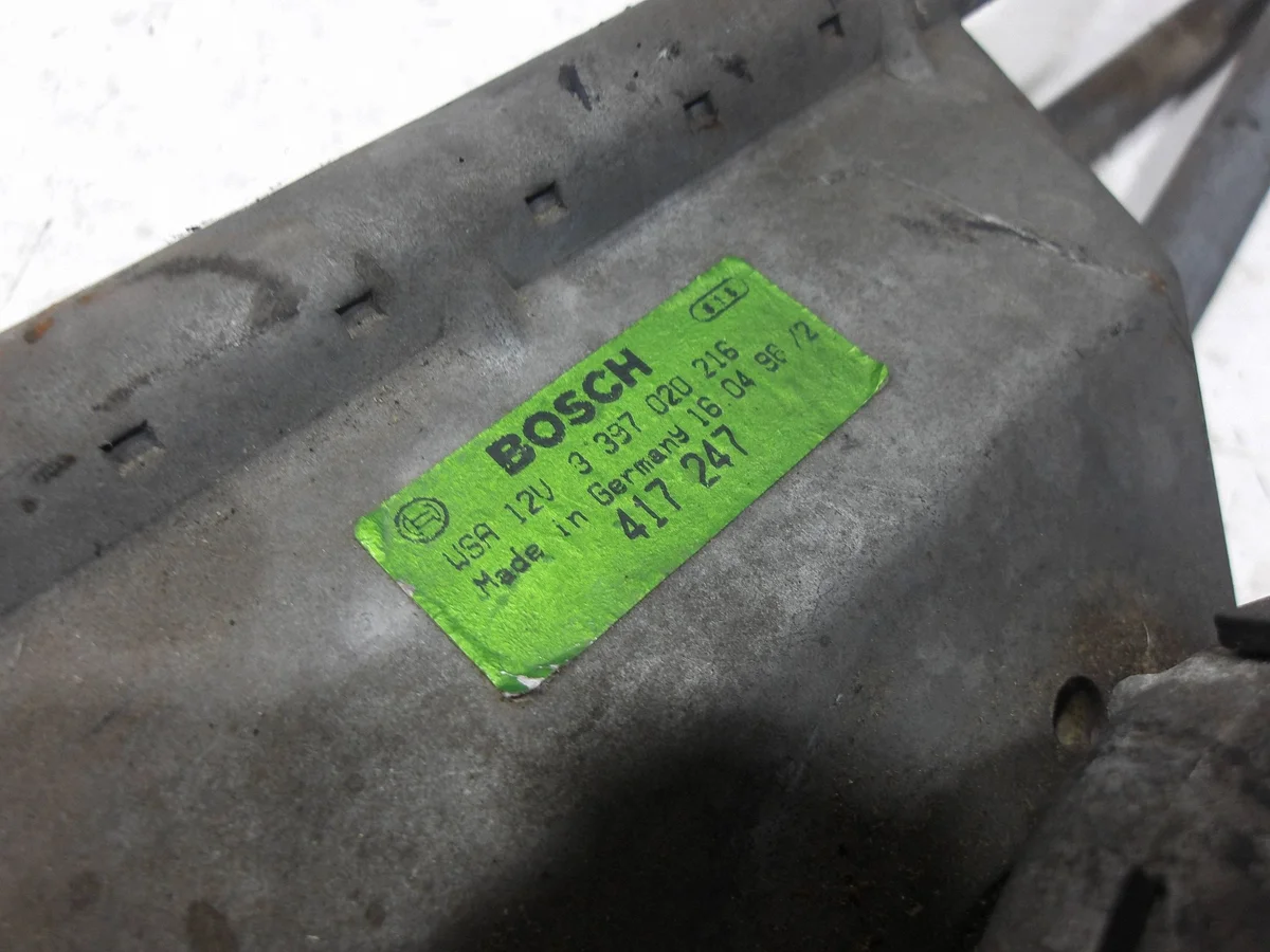 Wischer Motor Volvo 460 417247 Gebraucht image 3