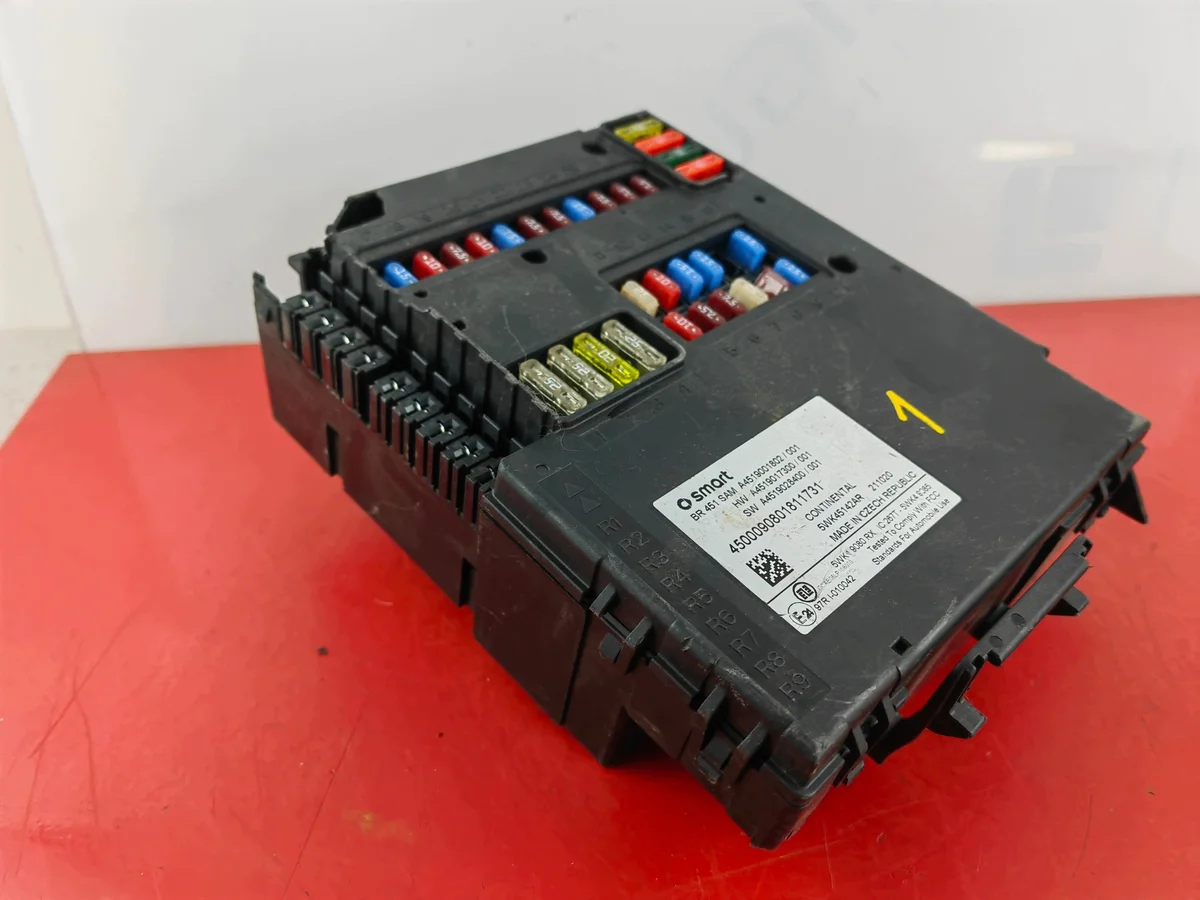 Módulo SAM Mercedes-Benz A4519001802 Usado