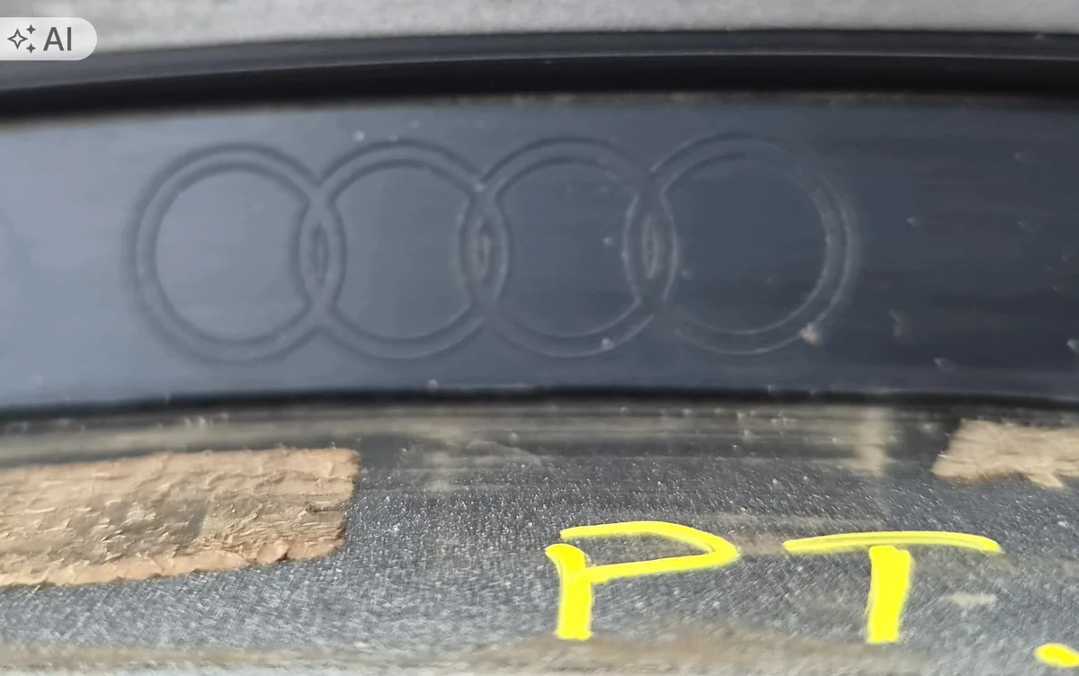 Kotflügelverkleidung Hinten Rechts Audi Q8 4M8854820B thumbnail 8
