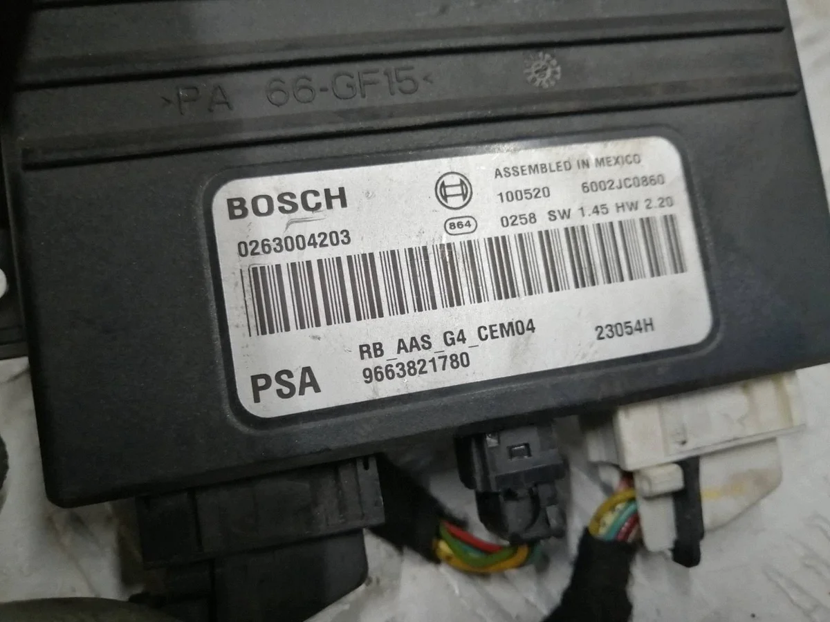 Citroen C5 III X7 PDC Module 9663821780 thumbnail 1