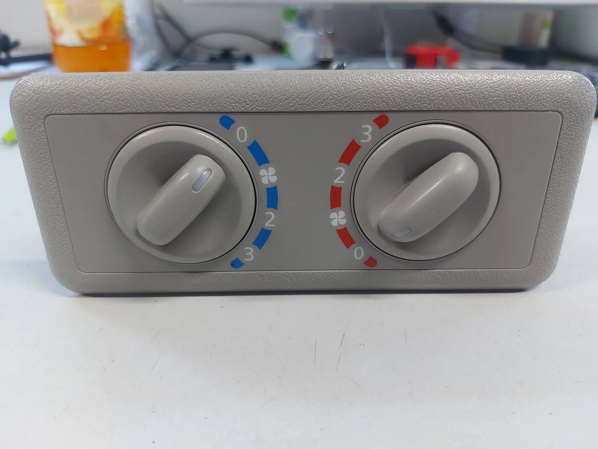 Panel Climatización Trasera Renault Trafic IV 275108197R
