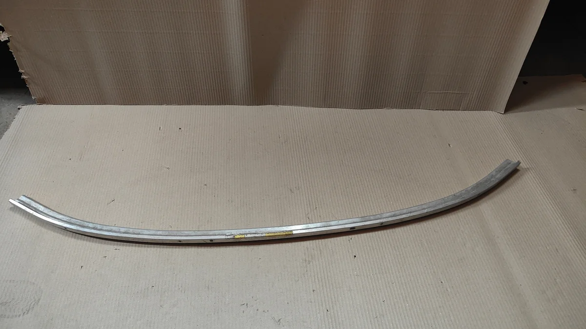 Volvo S80 V70 XC70 bumper versteviging