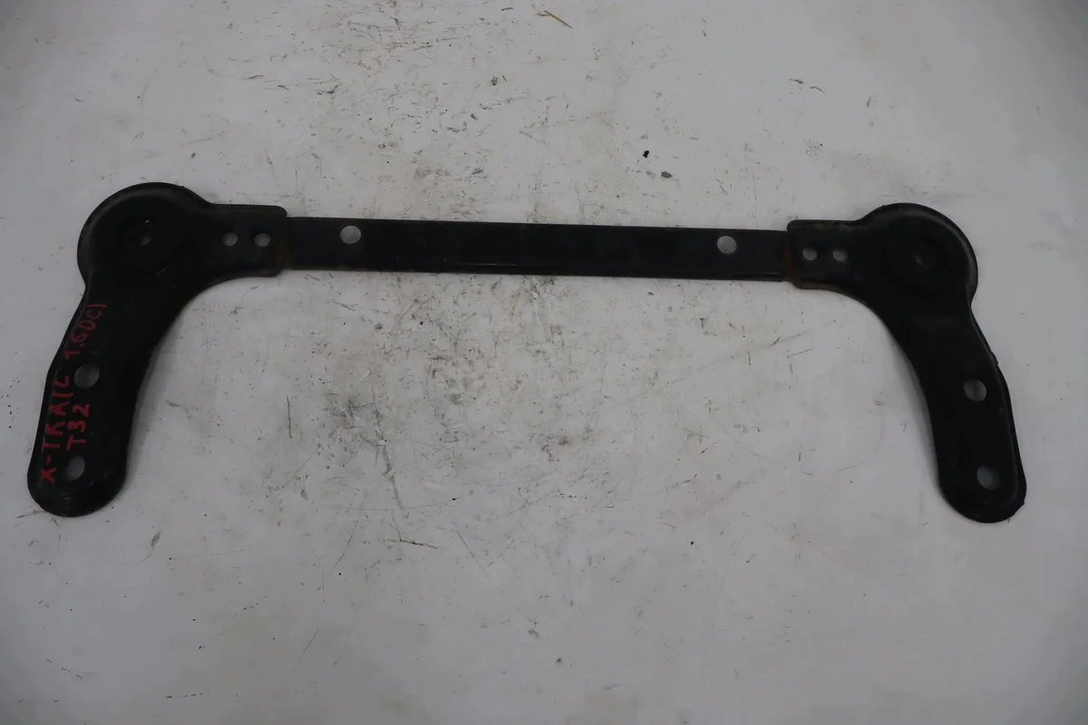 Nissan X-Trail T32 Lower Subframe Beam 1.6DCI
