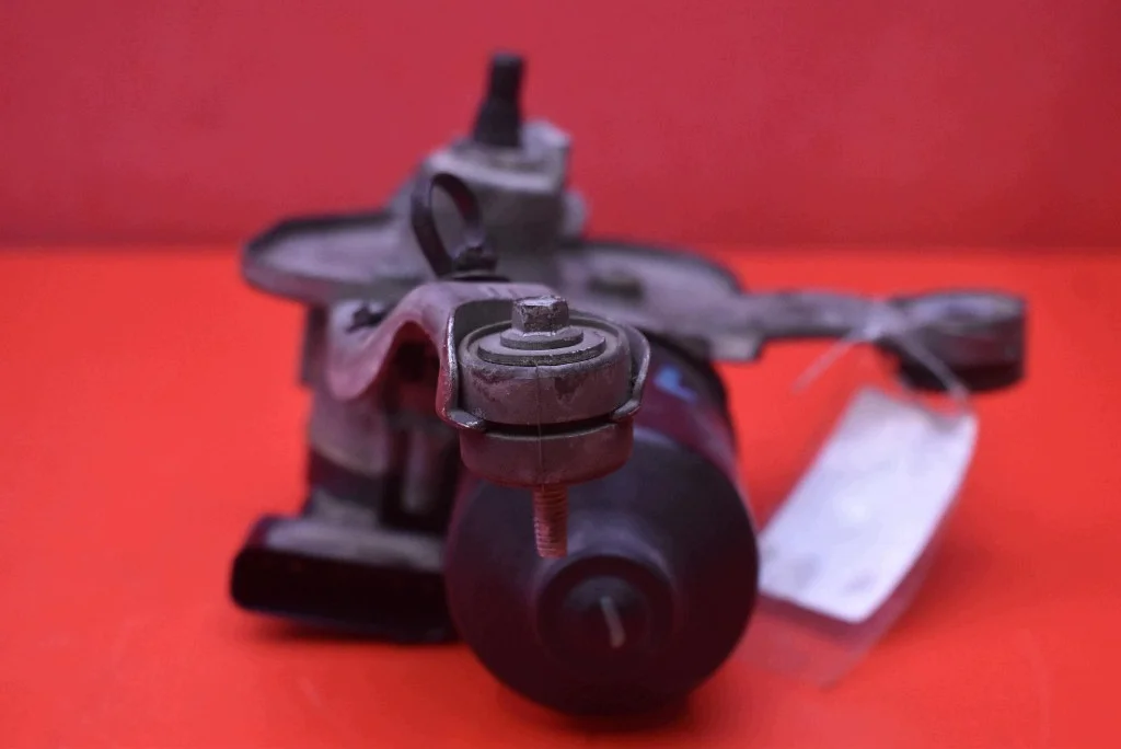 Wischer-Motor vorne links Ford Mondeo MK5 image 5