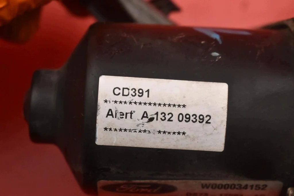 Wischer-Motor vorne links Ford Mondeo MK5 image 8