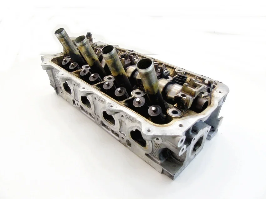 Cylinder Head 1.2 16V Clio 3 Modus Twingo II