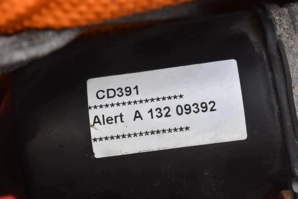 Wischer-Motor vorne rechts DS73-17504-BG image 9