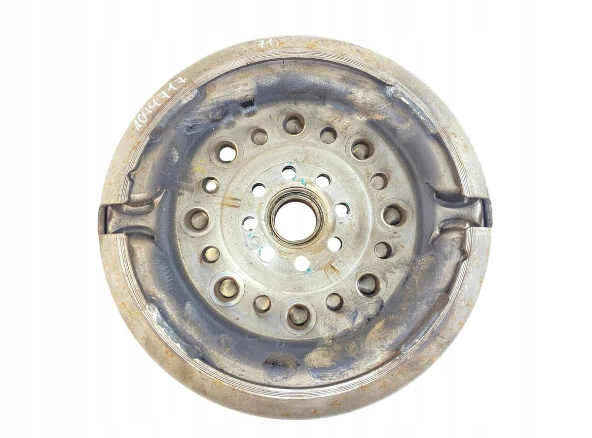 Volante de inercia 06K105266H Audi TT Usado