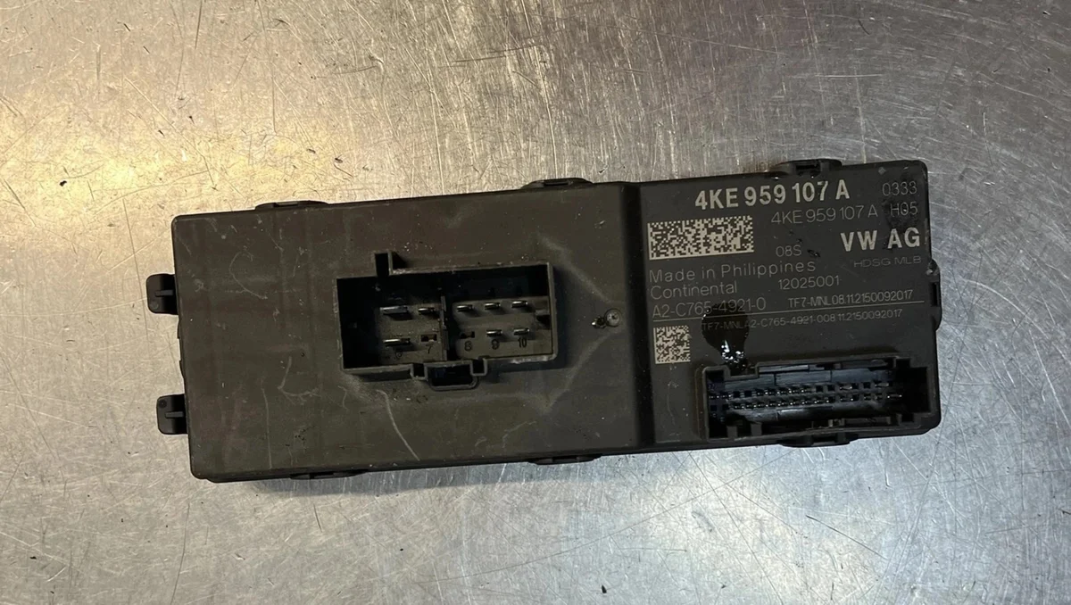 Steuergerät Heckklappe 4KE959107A VW Audi Q5