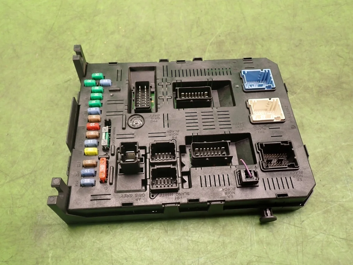 BSI-moduuli Peugeot 407 21676031-5B image 3