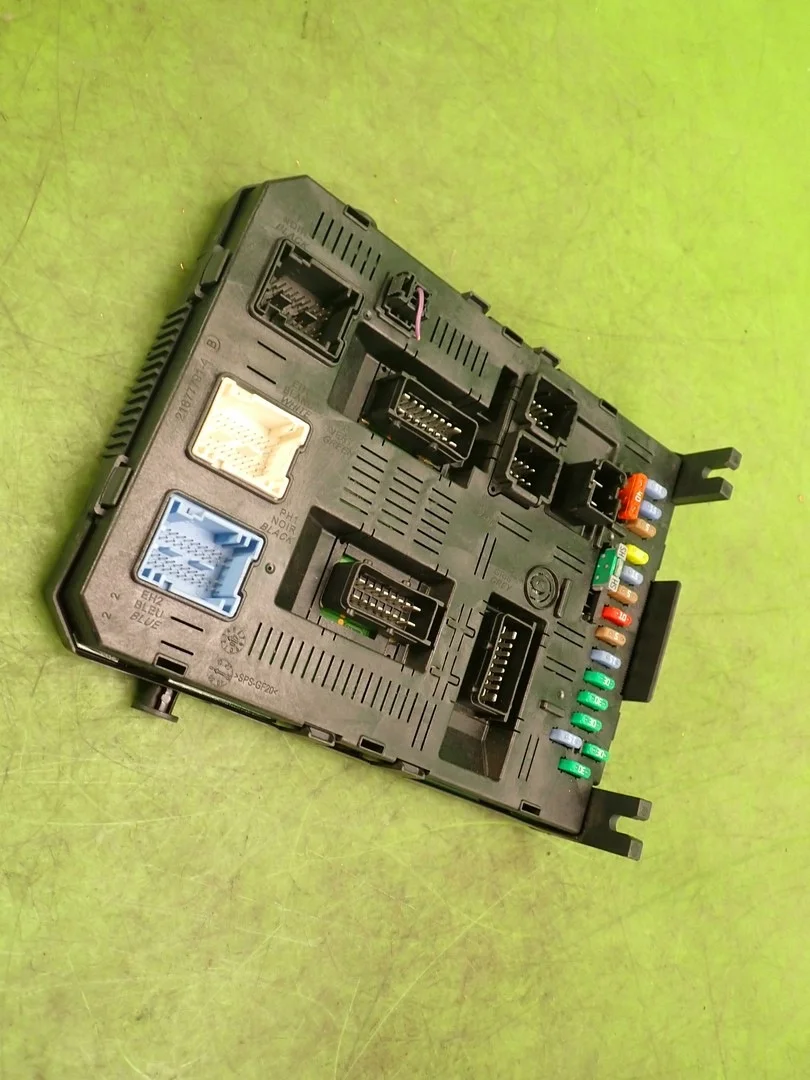 BSI-moduuli Peugeot 407 21676031-5B image 7