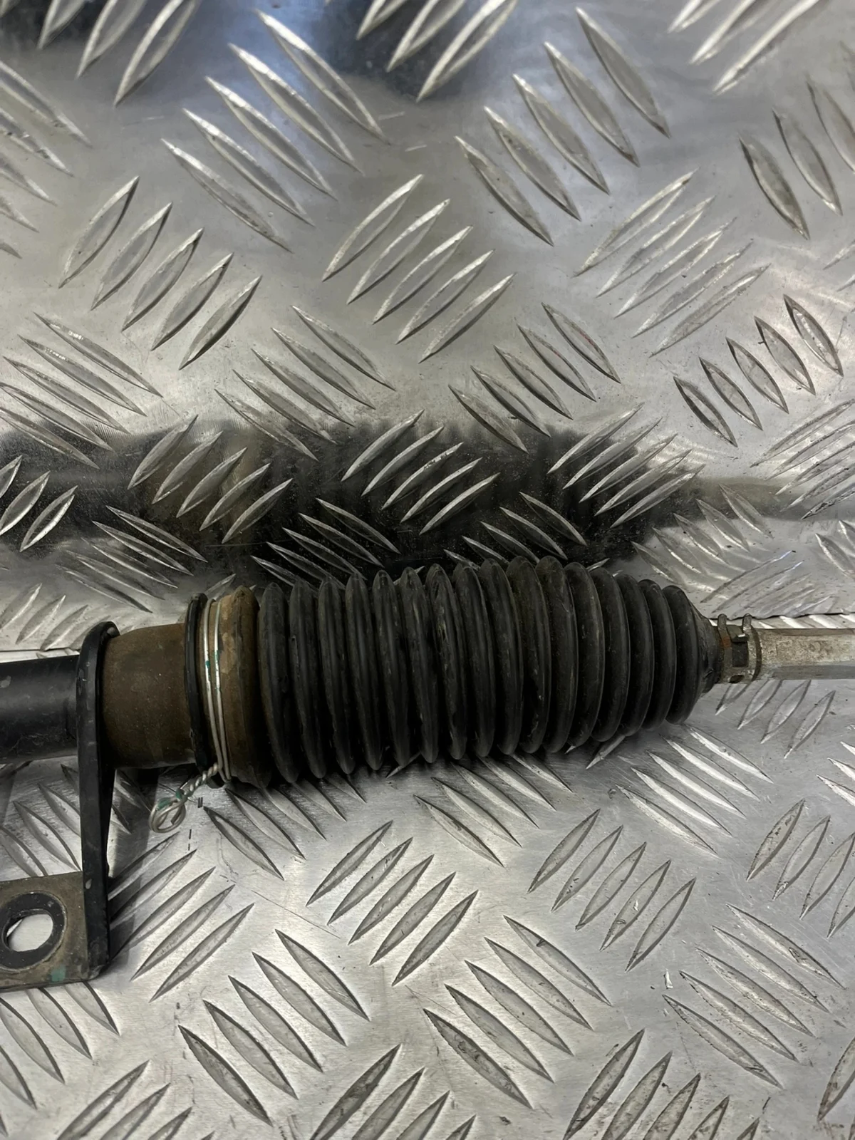Lenkgetriebe Dacia Spring 490011183R gebraucht image 3