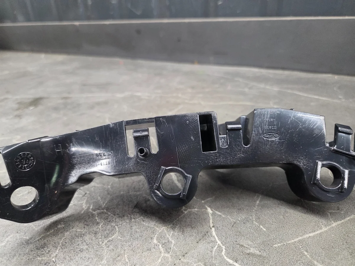 Ford Transit Connect II MK2 bumper slider image 3