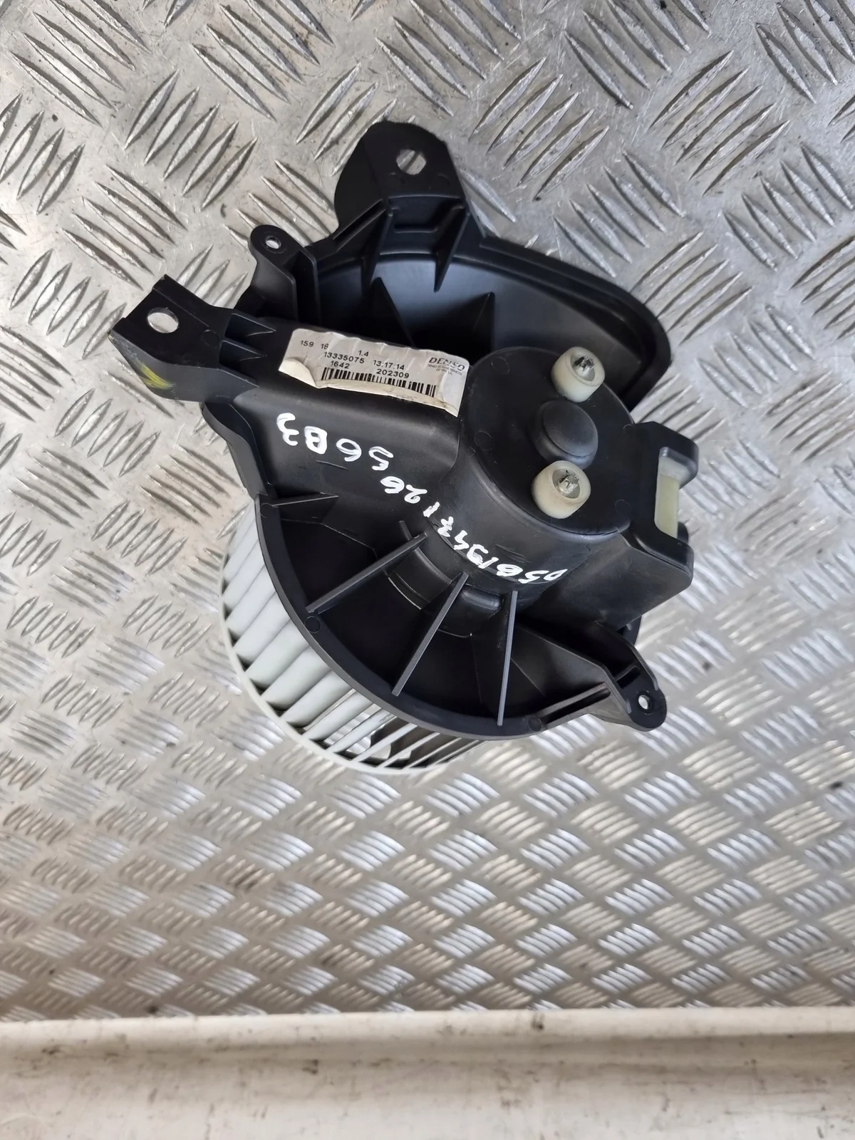 Fläkt kupévärmare Opel Corsa E 13335075