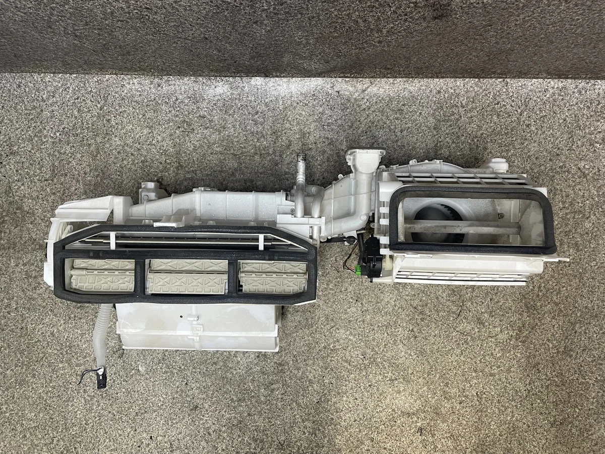 Gebläsemischer Suzuki Grand Vitara II 2.0B image 6