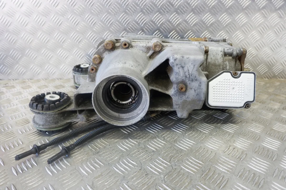 Takavaihteisto VW Tiguan 5N_ 0AY907554B image 8