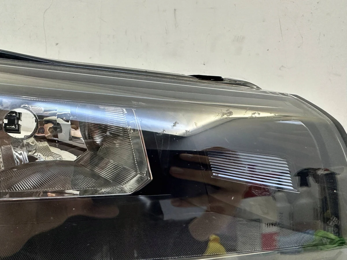 VW T-Cross Koplamp Rechts Gebruikt 2GM941006A image 6