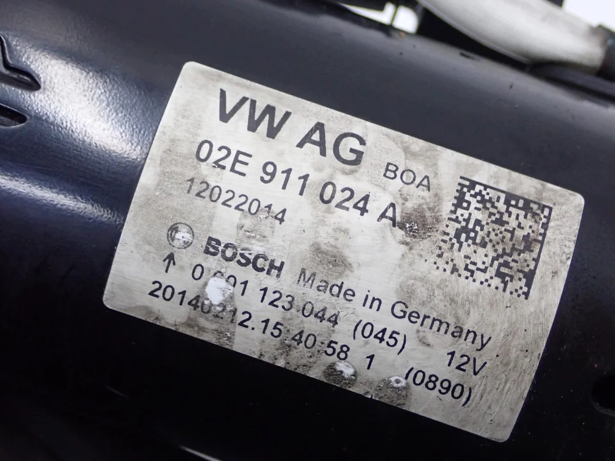 Startmotor Skoda Yeti 2.0 TDI 02E911024A image 4