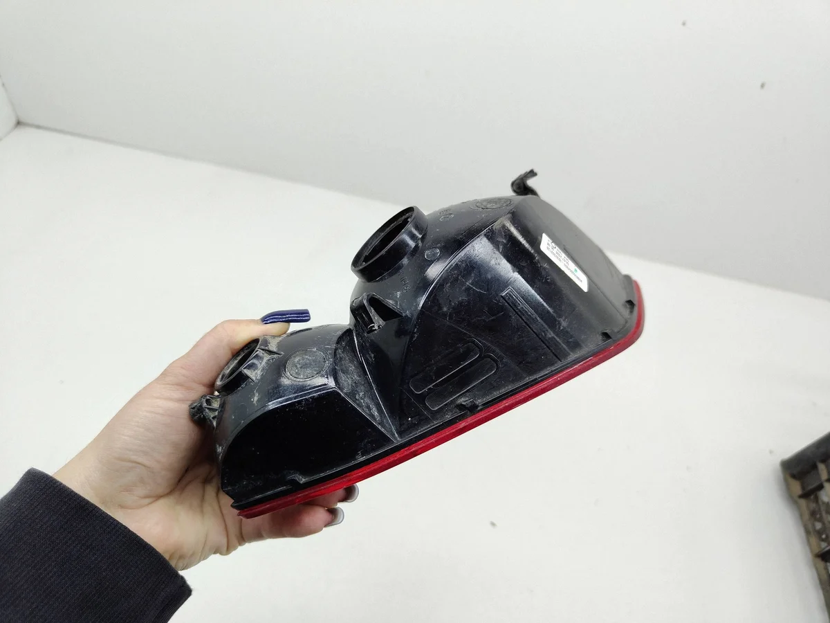 Nebelschlussleuchte Links hinten Peugeot 308 SW image 6