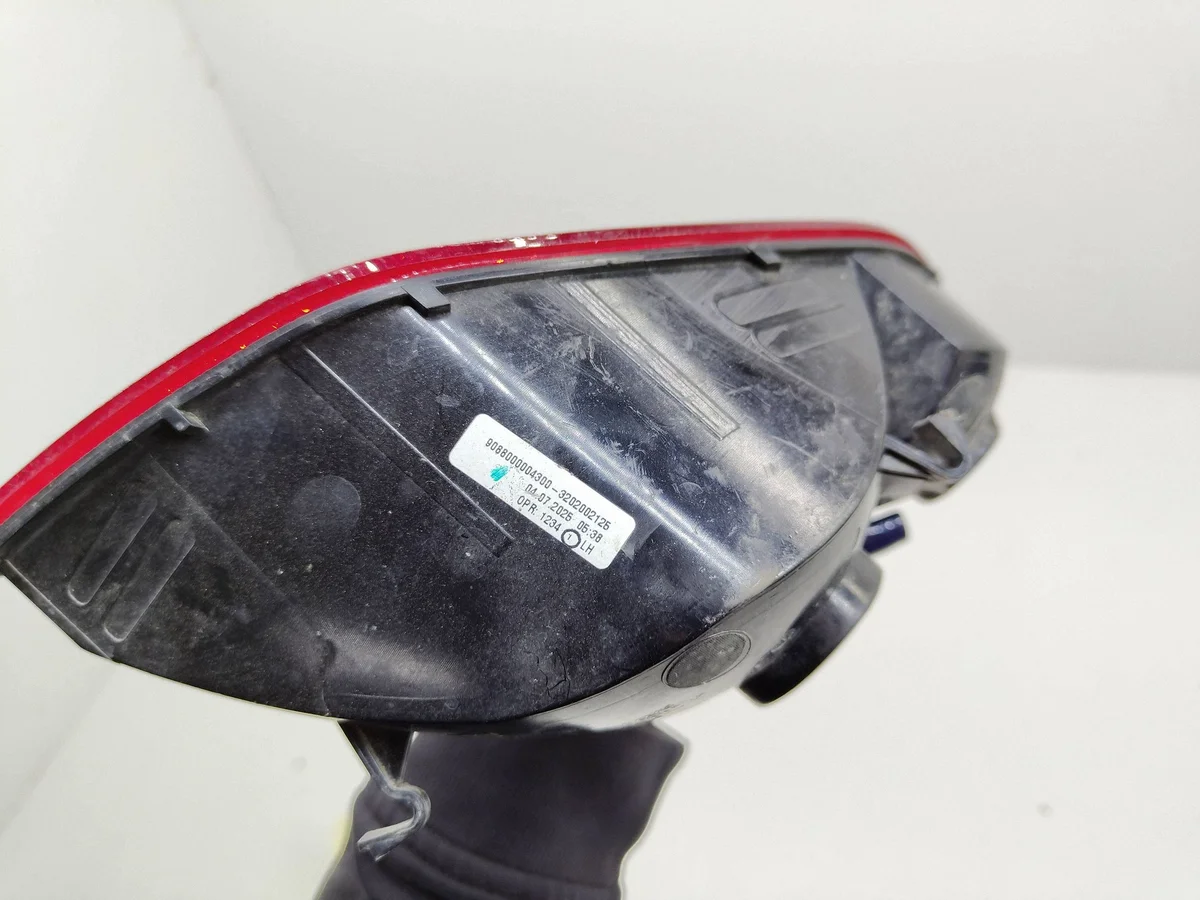 Nebelschlussleuchte Links hinten Peugeot 308 SW image 7