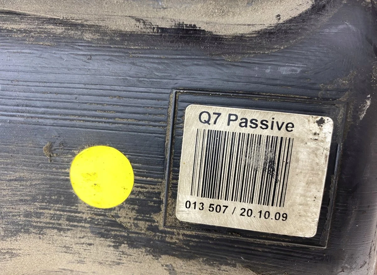 Audi Q7 4L0131877E Serbatoio AdBlue image 4