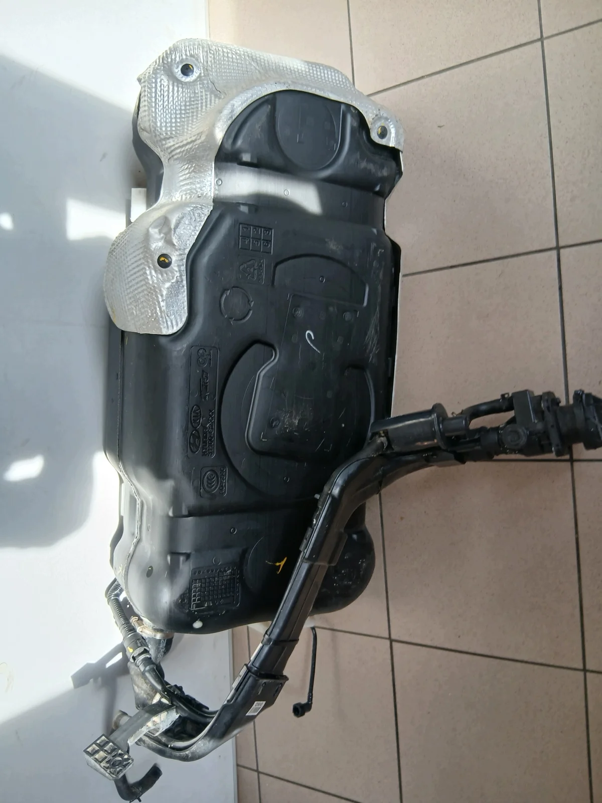 Kia Niro 16-21 Hybrid Kraftstofftank Einfüllstutzen thumbnail 4