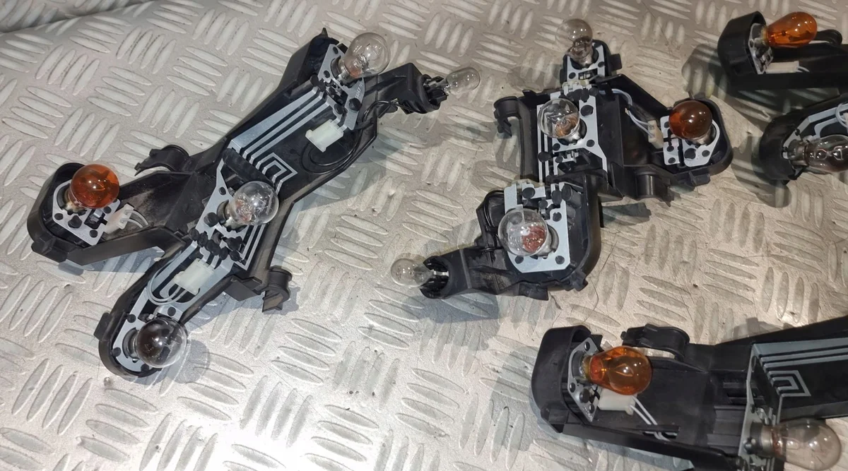 BMW 5 E60 Rückleuchten Einsatz Links Gebraucht image 4