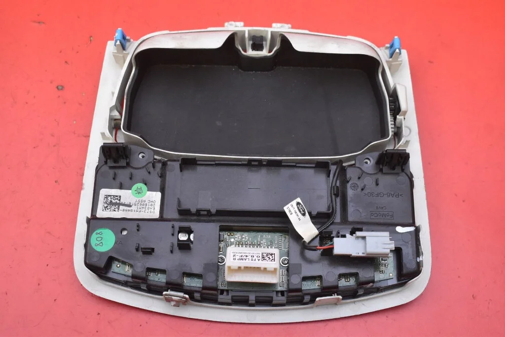Luz Interior Delantera Ford Mondeo MK5 Usado image 3