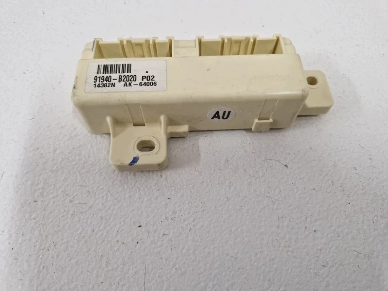 Kia Soul II 2 Sulakelaatikko 91940-B2020