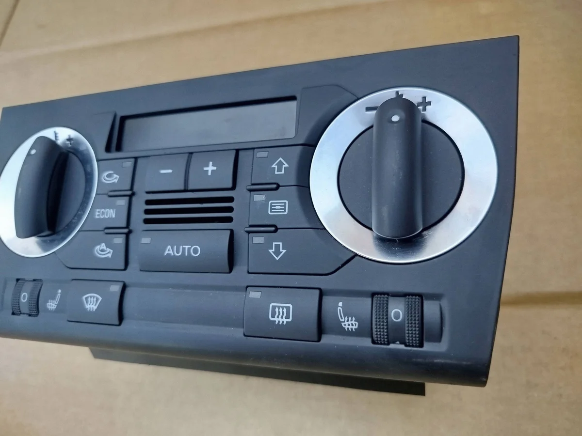 Panel Climatización Audi A3 8P 8P0820043AD image 3