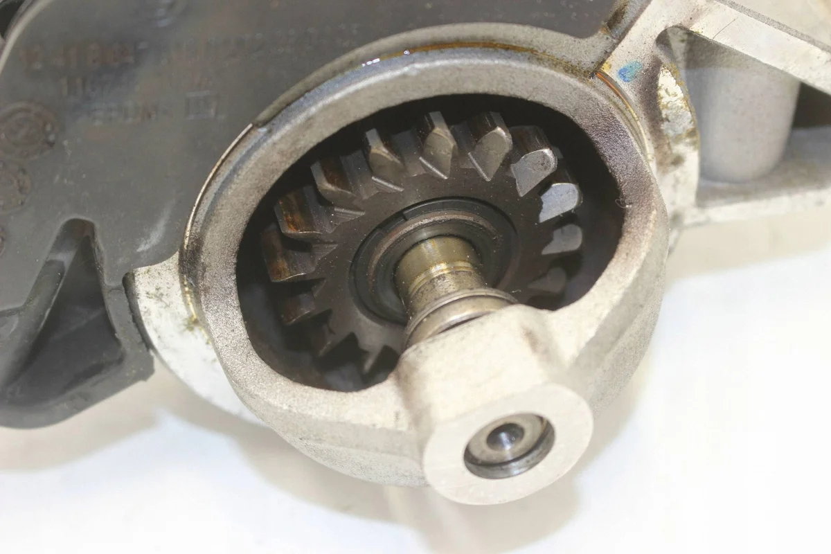 Starter BMW 5 G30 G38 8685988 image 3