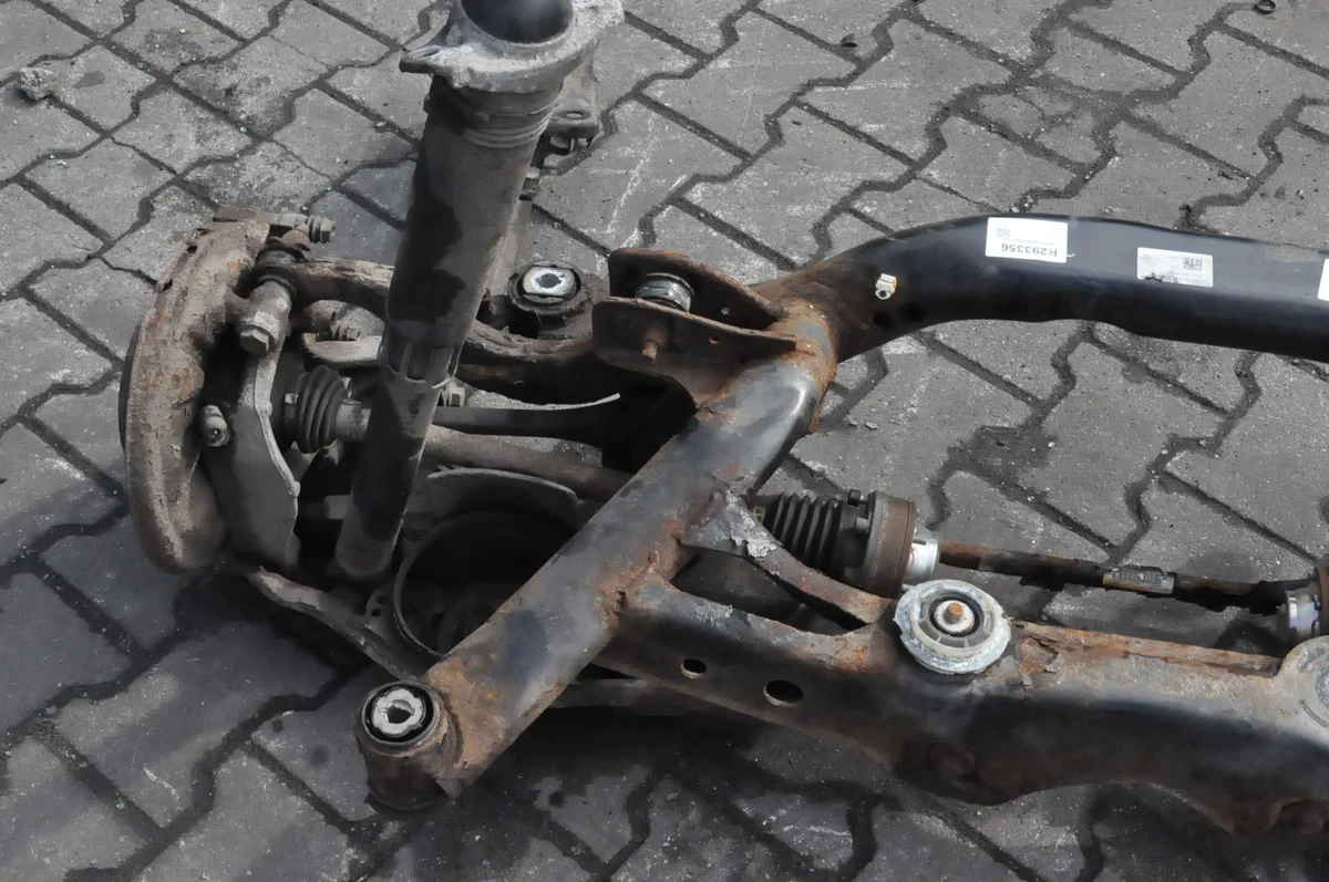 Achsträger hinten Skoda Octavia III Scout image 9