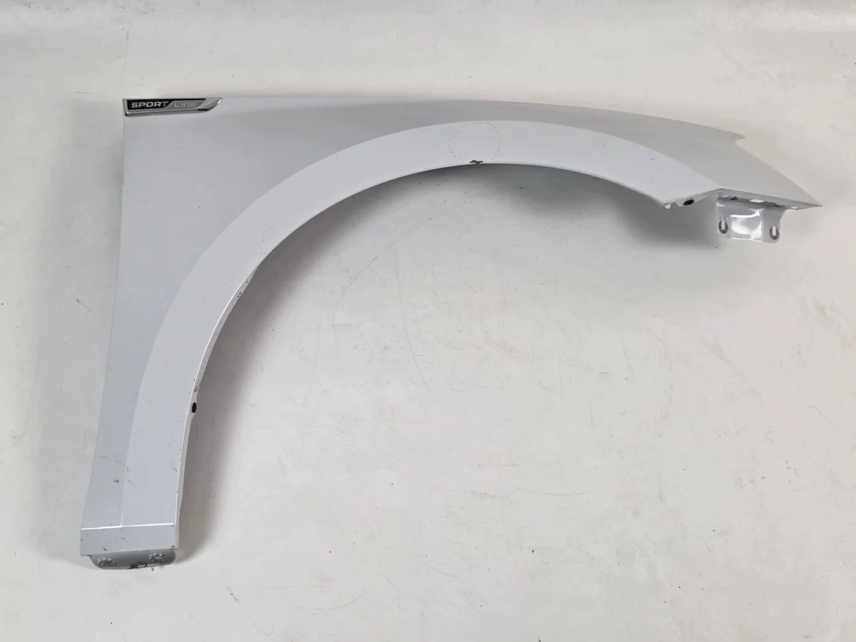 Skoda Superb III Right Front Fender 3V0821106