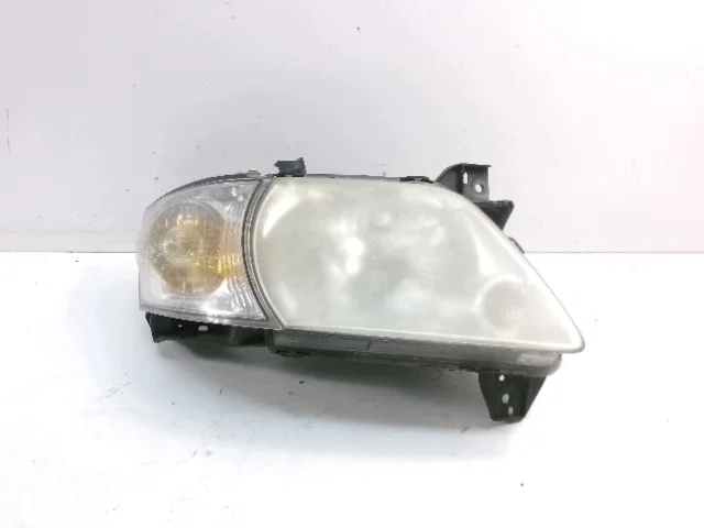 Mazda MPV II LW Right Headlight P2019R image 6