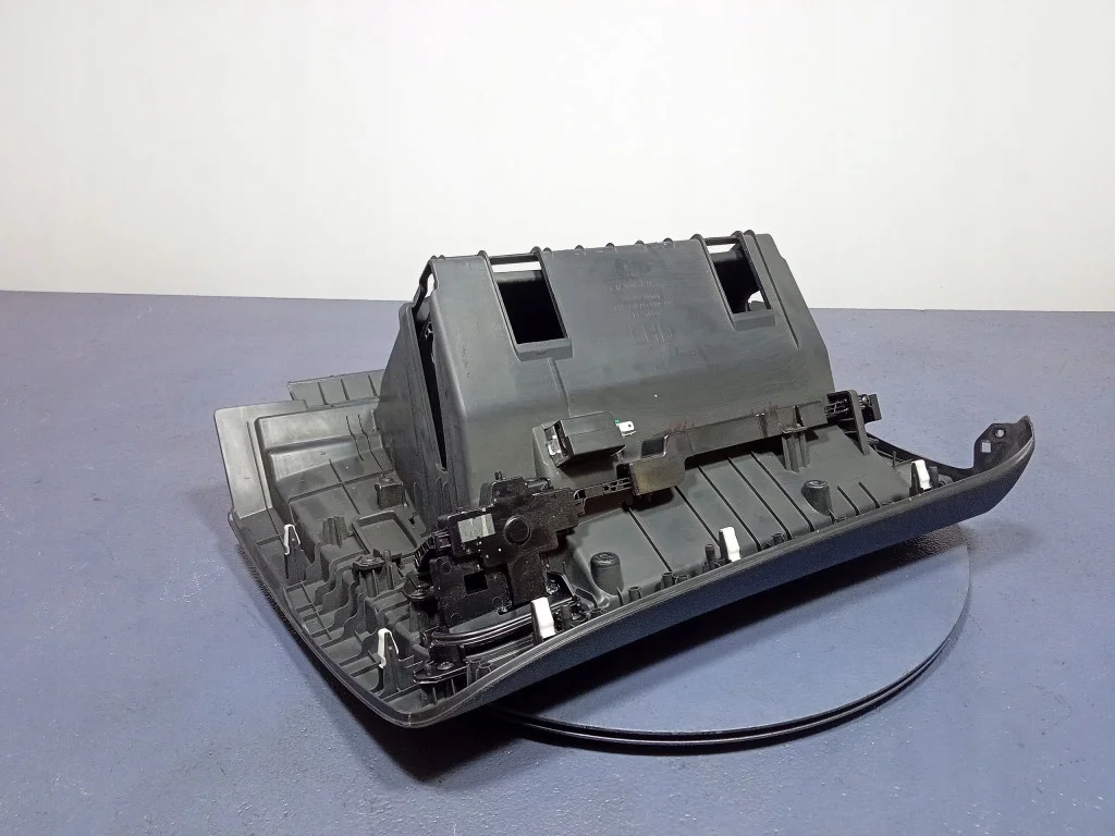 Porta-luvas Kia Optima III TF Usado image 3